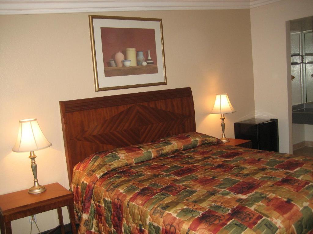 Starlite Motel Bellflower Room photo