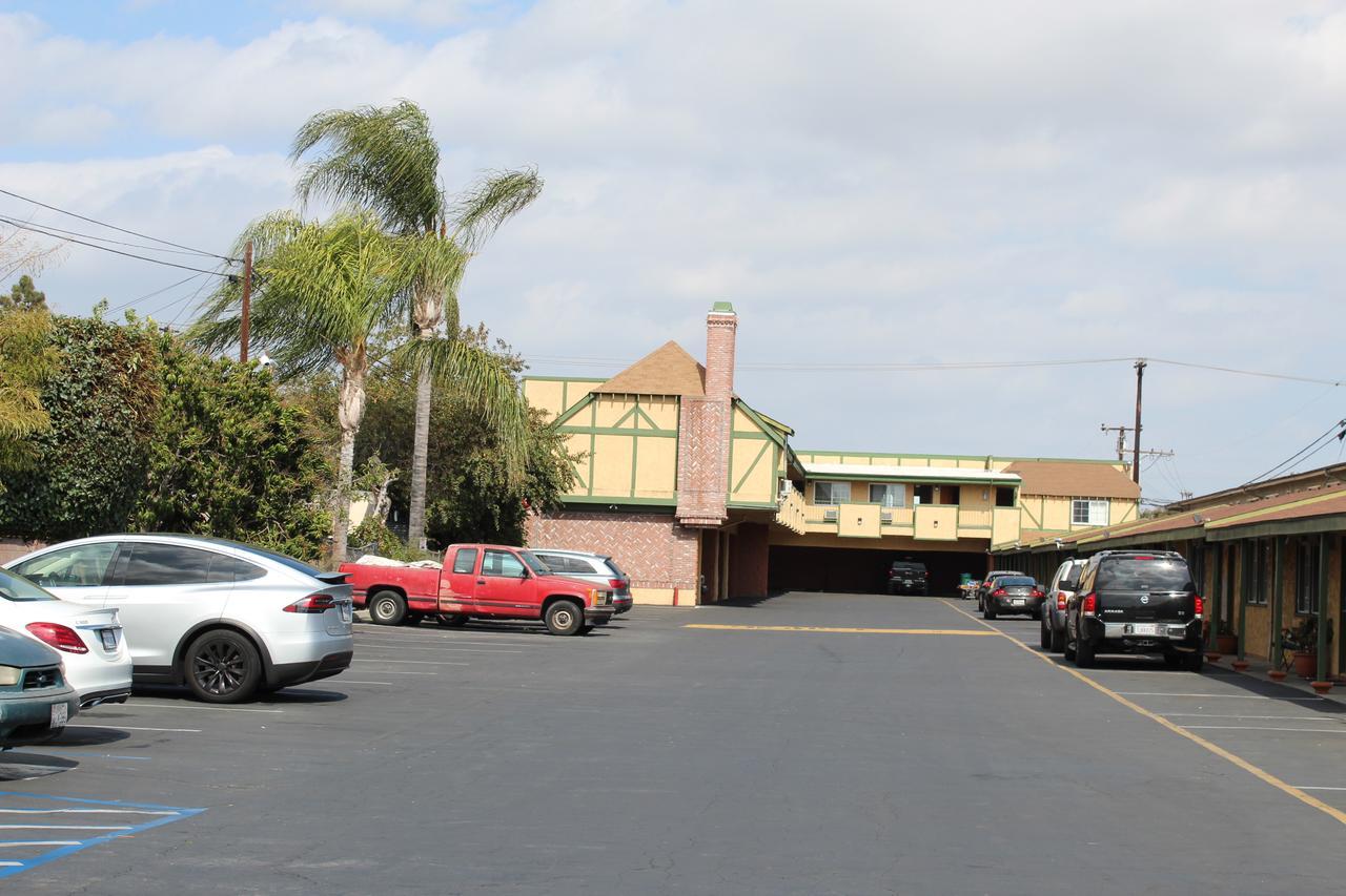 Starlite Motel Bellflower Exterior photo
