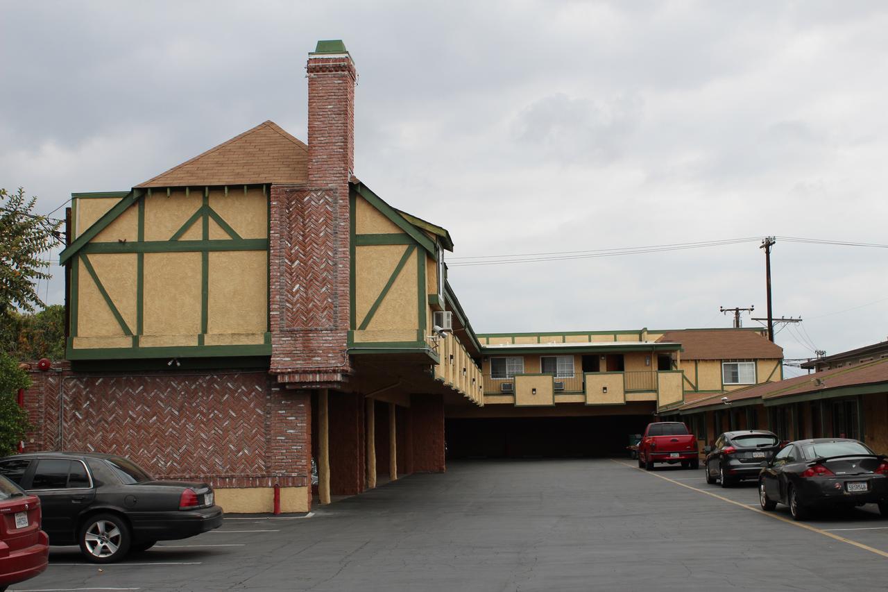 Starlite Motel Bellflower Exterior photo