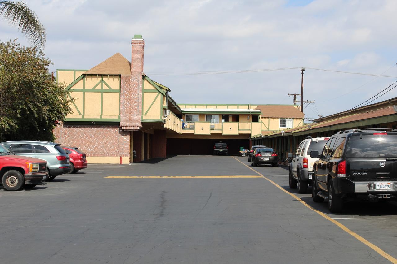 Starlite Motel Bellflower Exterior photo
